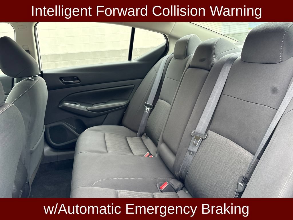 Used 2025 Nissan Altima 2.5 SV FWD image 19