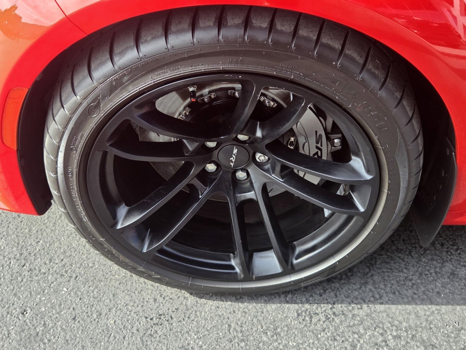 Used 2022 Dodge Charger SRT Hellcat w/ Carbon/Suede Interior Package image 9