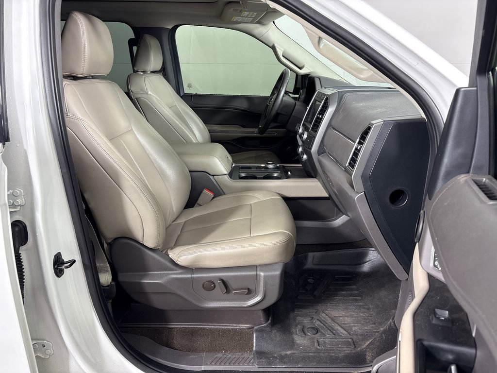 Certified 2021 Ford Expedition Max XLT RWD image 6