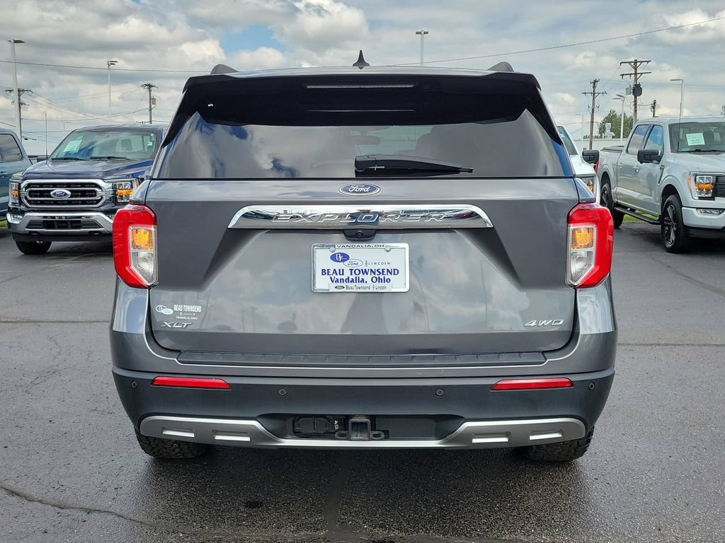 Certified 2023 Ford Explorer XLT w/ Equipment Group 202A AWD/4WD image 5