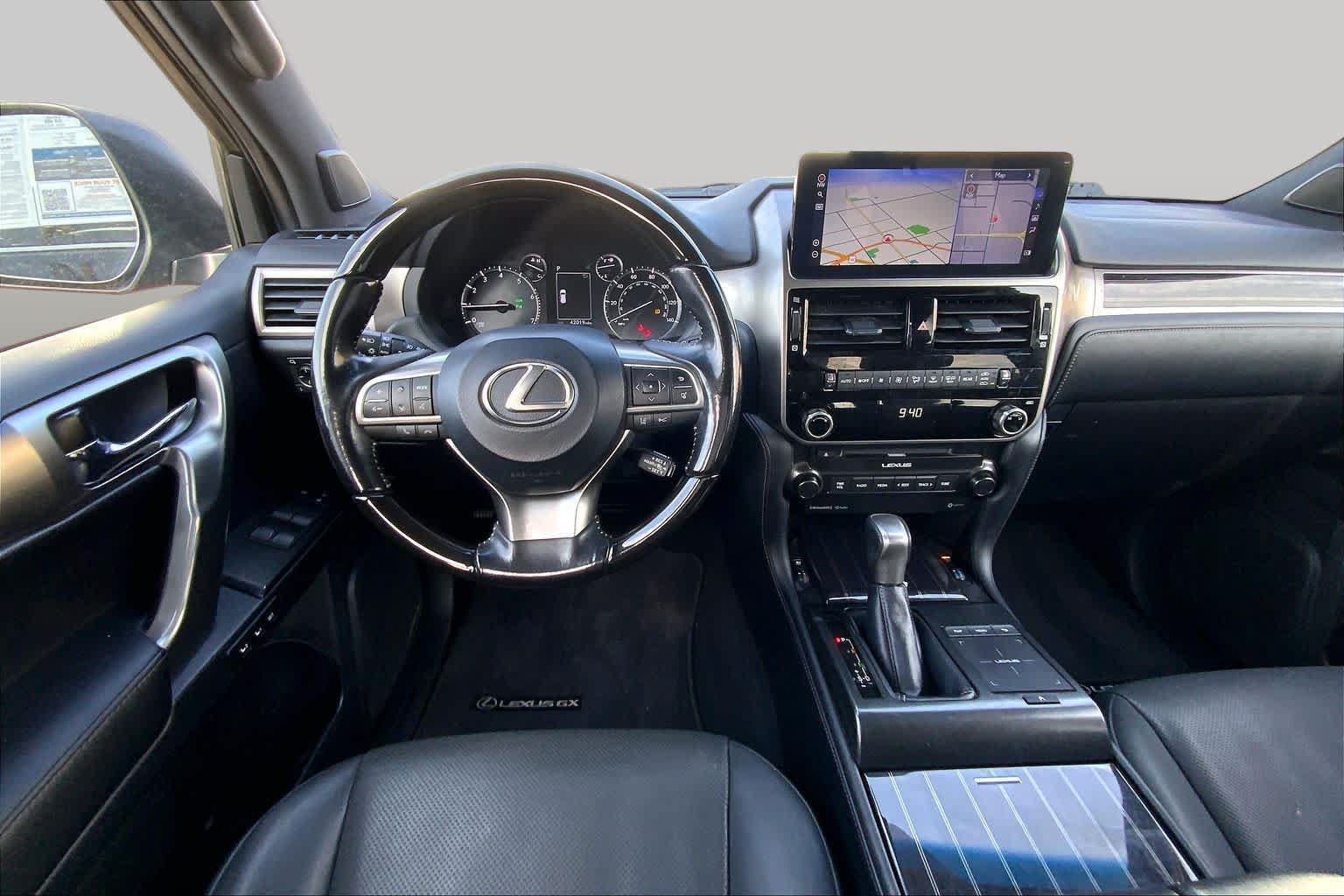 Used 2022 Lexus GX 460 Premium w/ Premium Package AWD/4WD image 6