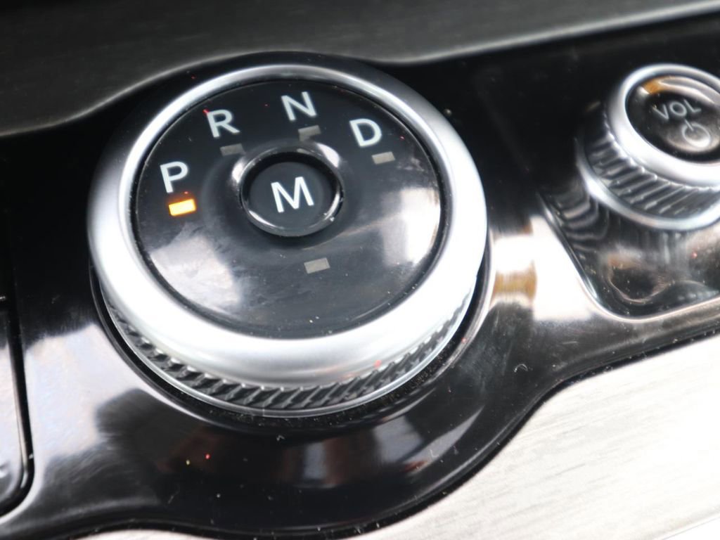 Certified 2025 Ford Expedition Max Platinum image 25