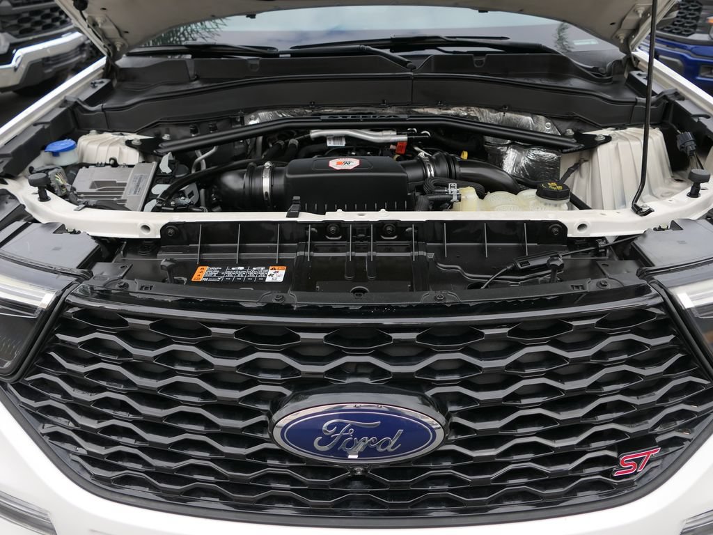 Certified 2020 Ford Explorer ST w/ Premium Technology Package AWD/4WD image 30