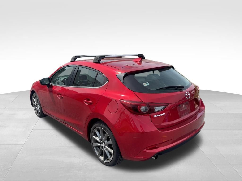 Used 2018 MAZDA MAZDA3 Grand Touring w/ Premium Equipment Package FWD image 10