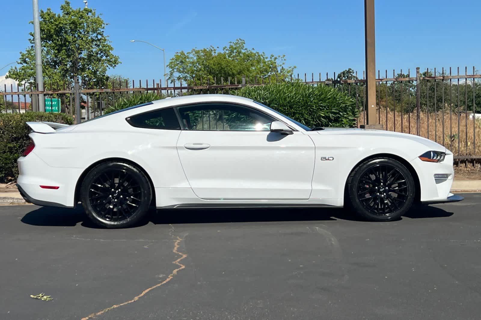 Certified 2019 Ford Mustang GT Premium image 6