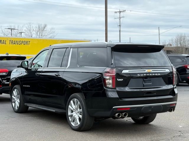 Used 2023 Chevrolet Suburban High Country image 5