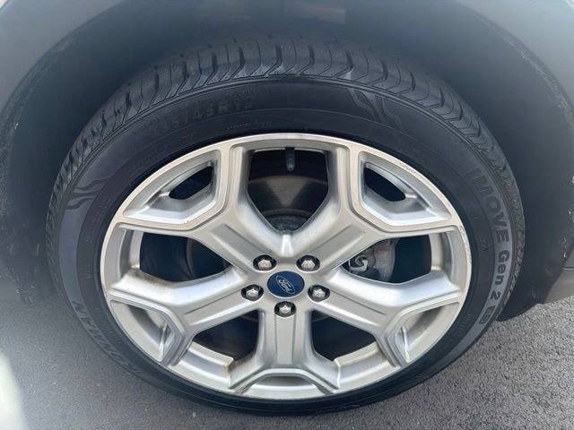 Certified 2019 Ford Escape Titanium AWD/4WD image 26