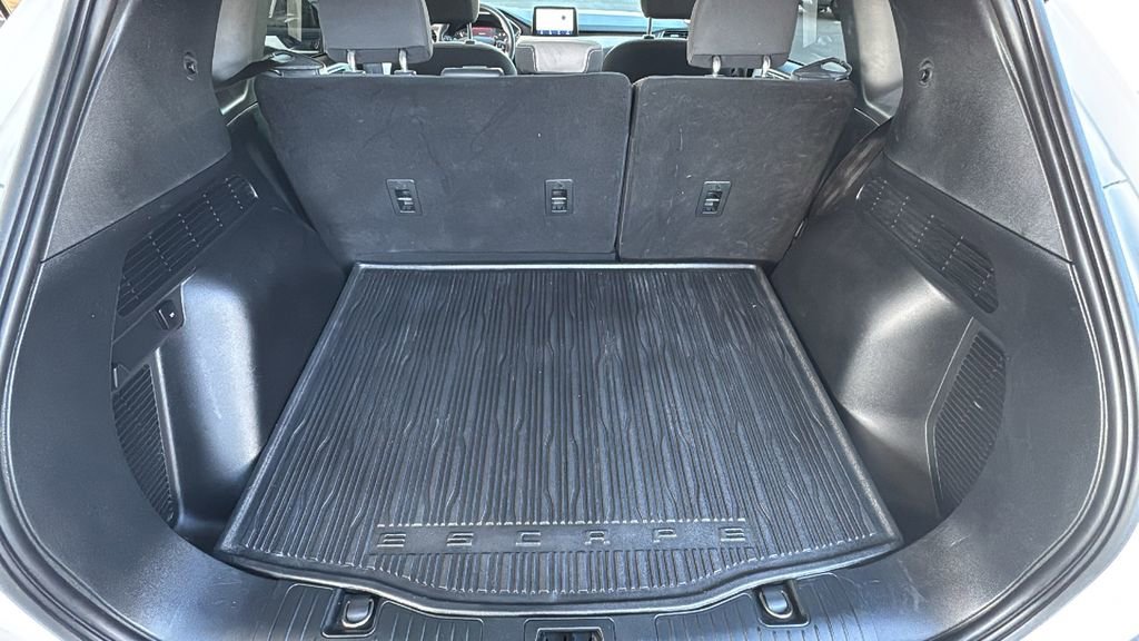 Certified 2022 Ford Escape SE FWD image 24