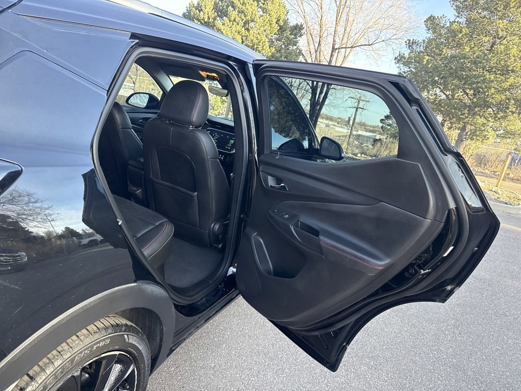 Used 2023 Chevrolet Bolt EUV Premier w/ Sun & Sound Package image 24
