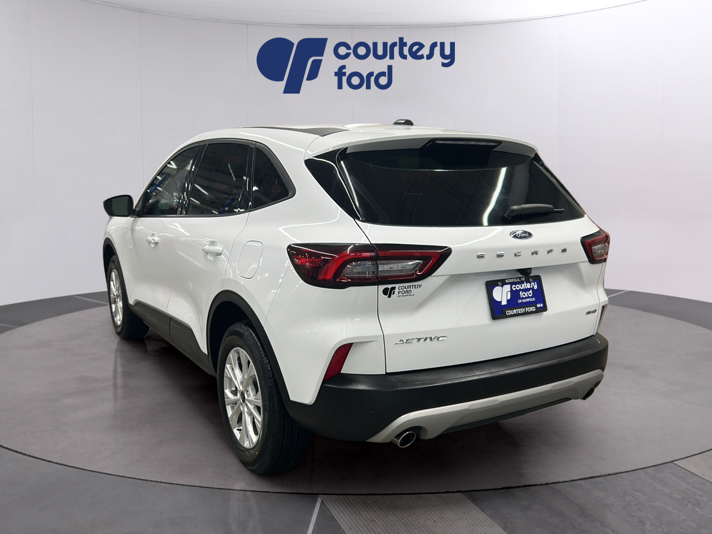 Certified 2025 Ford Escape Active w/ Tech Pack #1 AWD/4WD image 6