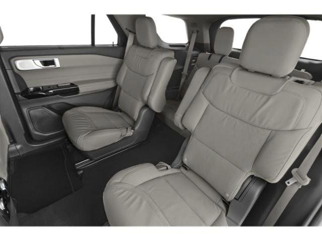 Certified 2023 Ford Explorer Platinum w/ Technology Package AWD/4WD image 13