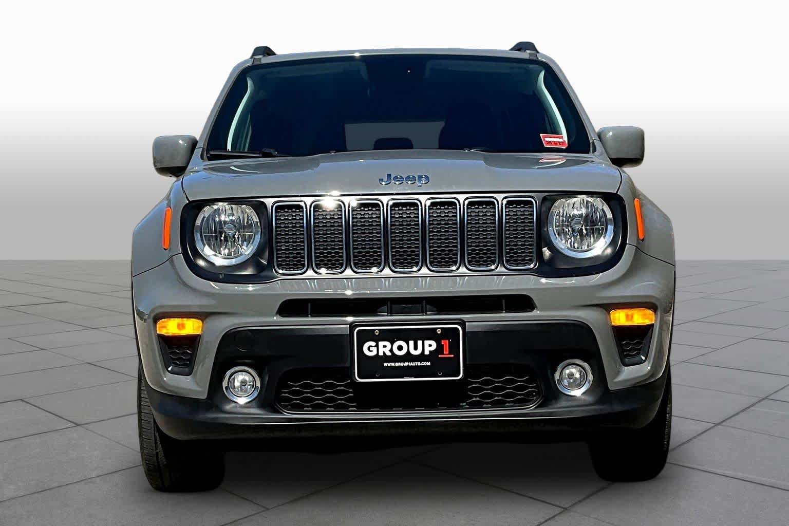Used 2020 Jeep Renegade Latitude w/ Cold Weather Group AWD/4WD image 4