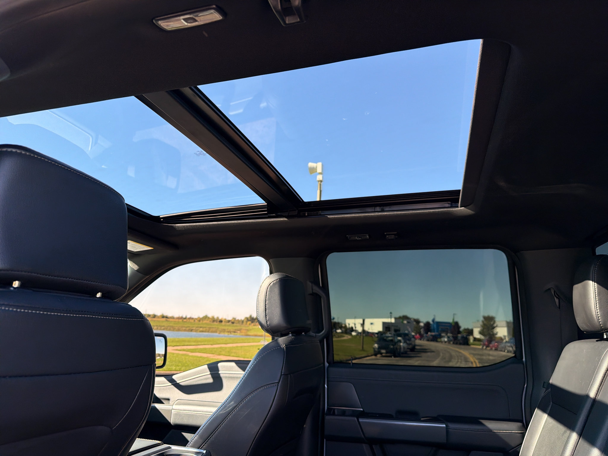 Certified 2024 Ford F150 Lariat AWD/4WD image 38