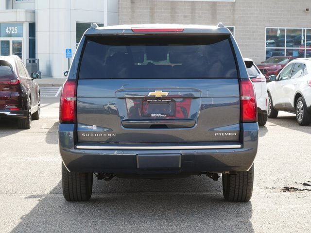 Used 2020 Chevrolet Suburban Premier AWD/4WD image 4