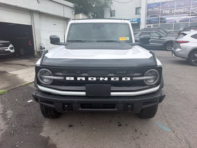 Certified 2024 Ford Bronco Outer Banks AWD/4WD image 1