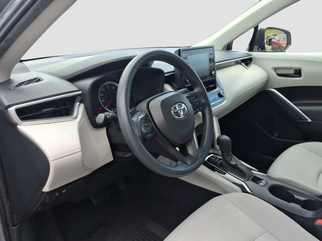 Used 2022 Toyota Corolla Cross L AWD/4WD image 17