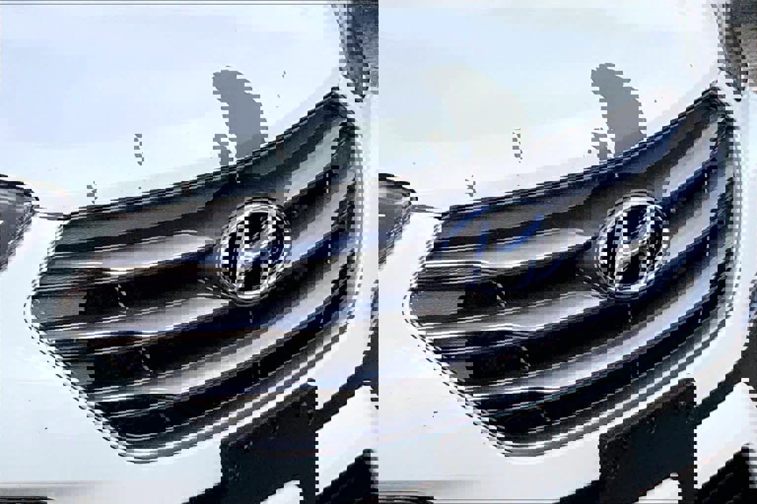 Used 2017 Hyundai Santa Fe Sport image 26