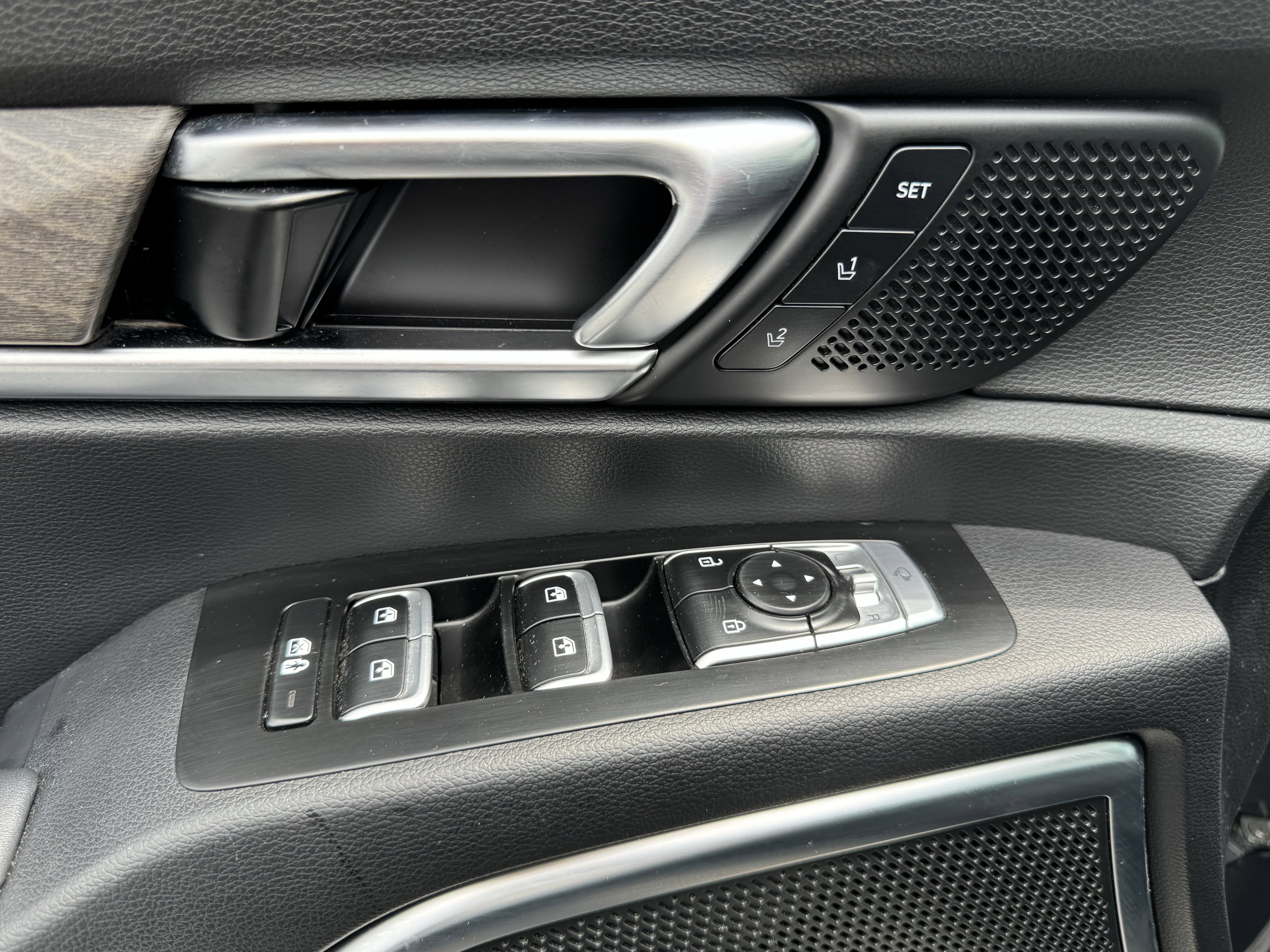Used 2020 Kia Telluride SX FWD image 13