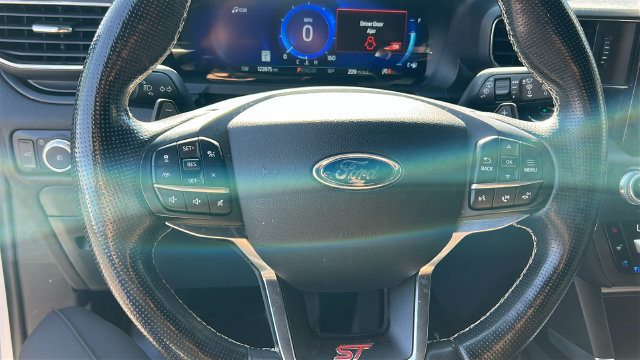 Certified 2020 Ford Explorer ST w/ Premium Technology Package AWD/4WD image 21