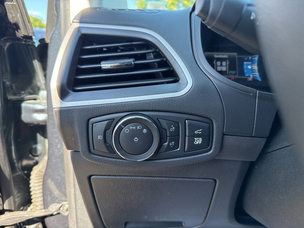 Certified 2022 Ford Edge SEL w/ Convenience Package image 14