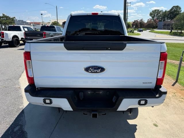 Certified 2019 Ford F250 XL w/ STX Appearance Package AWD/4WD image 9