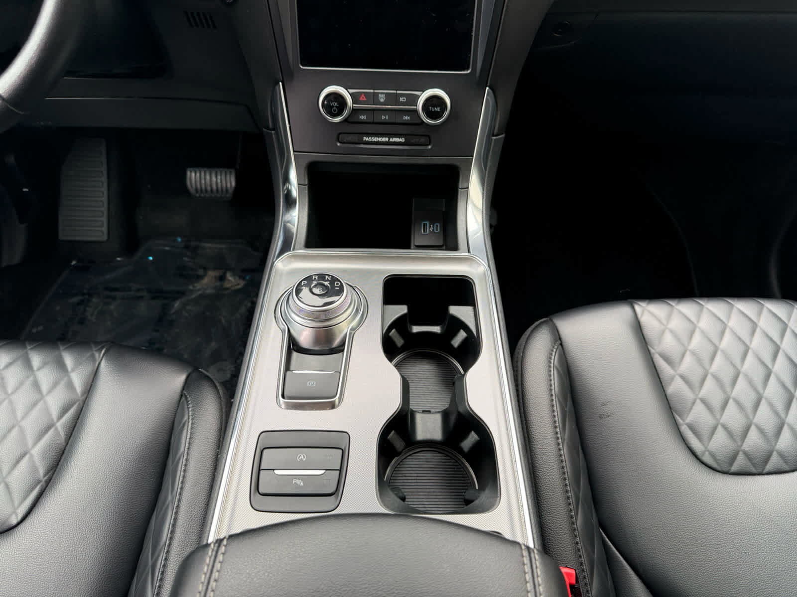 Certified 2024 Ford Edge Titanium image 18