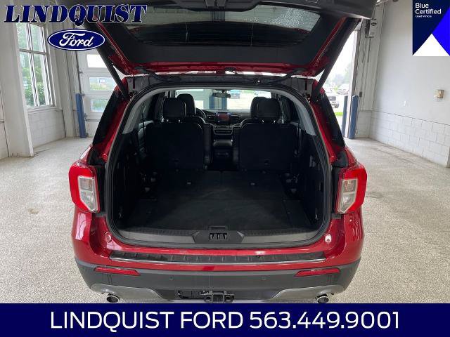 Certified 2024 Ford Explorer XLT w/ Equipment Group 202A AWD/4WD image 16