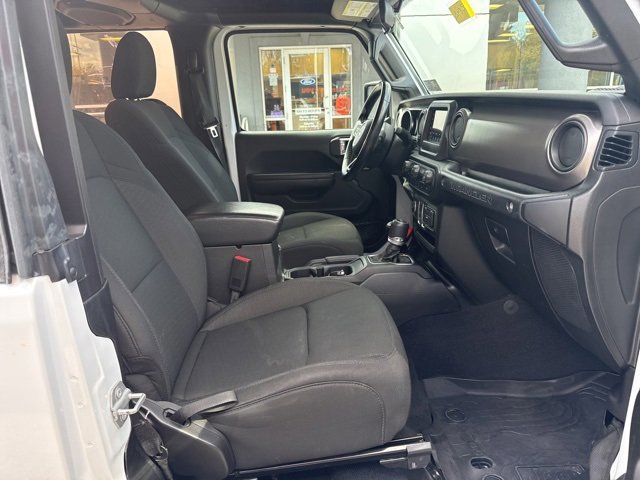 Used 2020 Jeep Wrangler Sport image 21