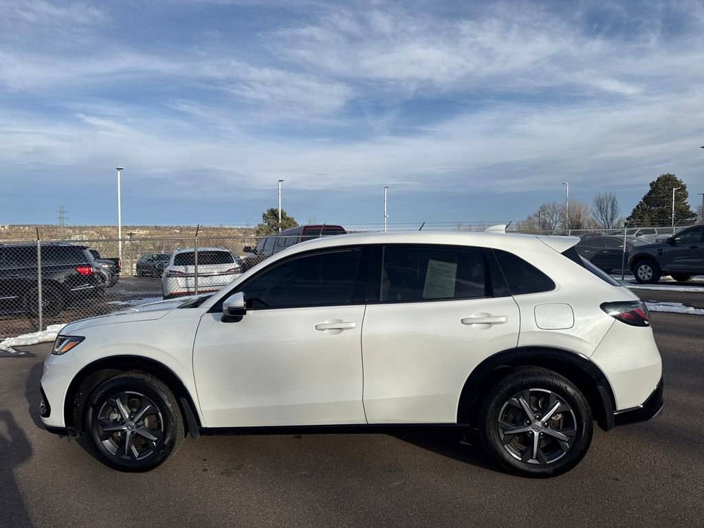 Used 2023 Honda HR-V EX-L image 2