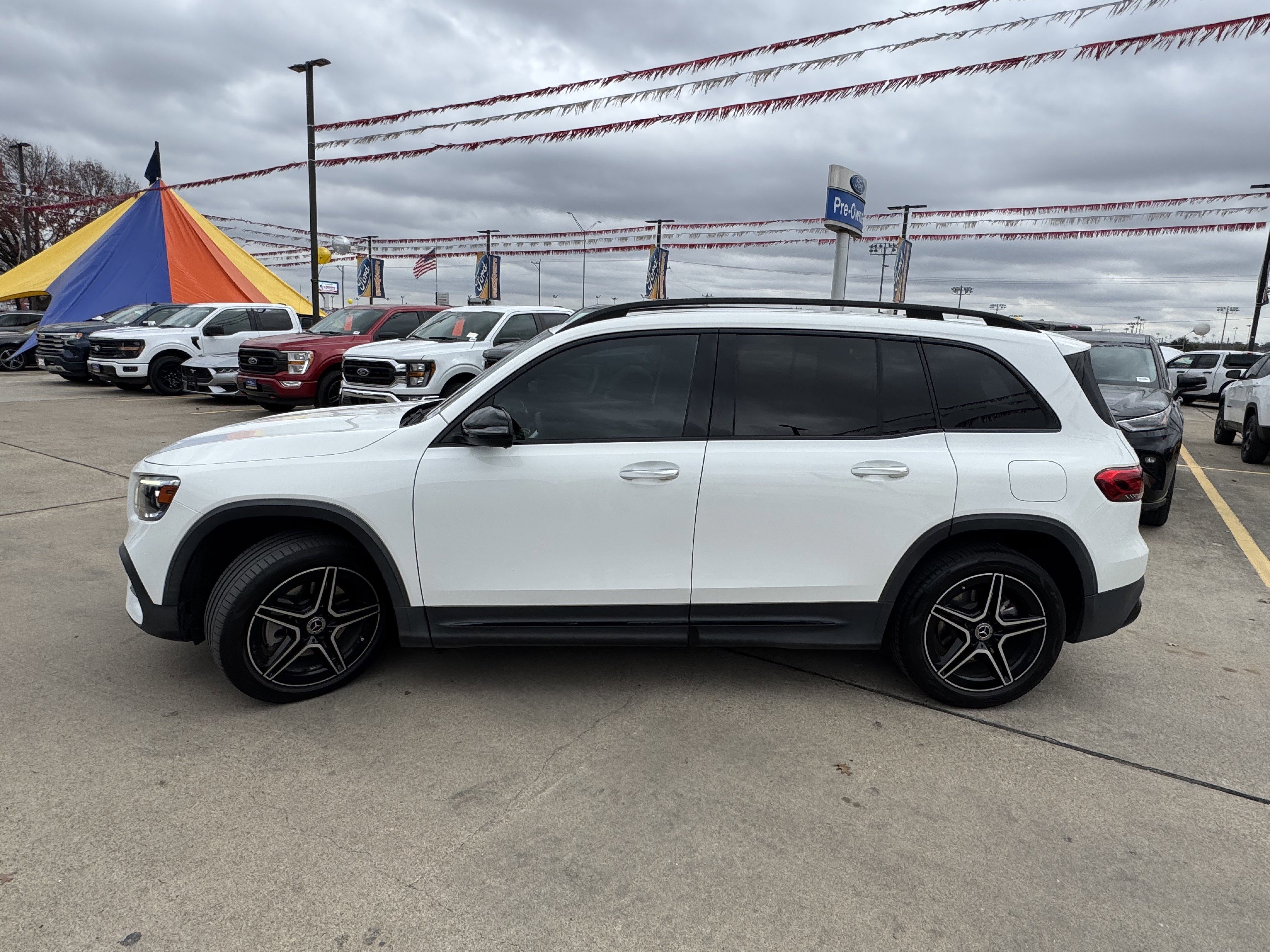 Used 2023 Mercedes-Benz GLB 250 image 7