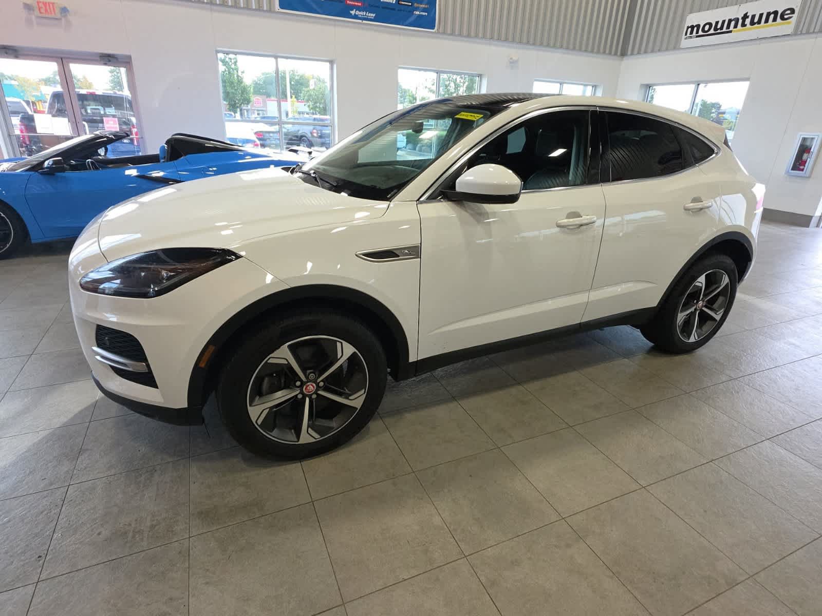 Used 2022 Jaguar E-PACE SE AWD/4WD image 14