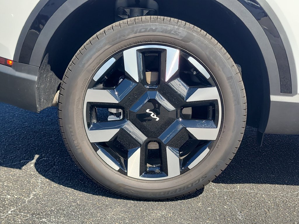 Used 2027 Kia Telluride S FWD image 5