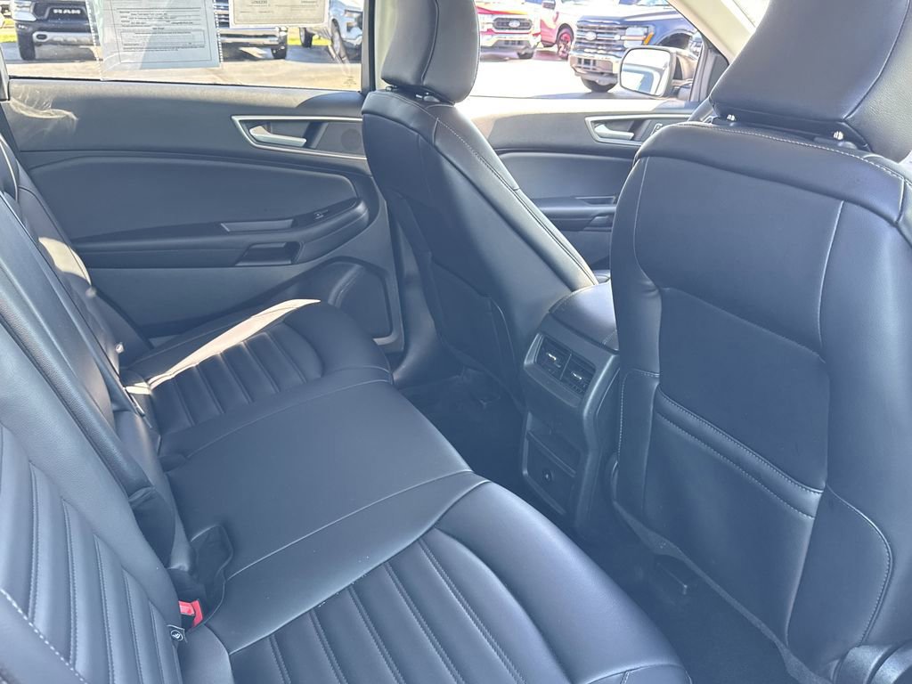 Certified 2024 Ford Edge SEL image 11