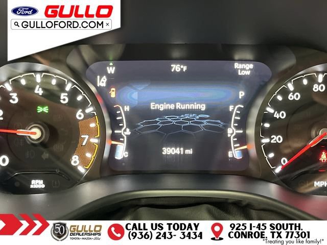Used 2025 Jeep Compass Trailhawk w/ Trailer Tow Group AWD/4WD image 23