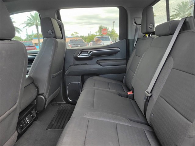 Used 2024 Chevrolet Silverado 1500 LT w/ Convenience Package II image 10