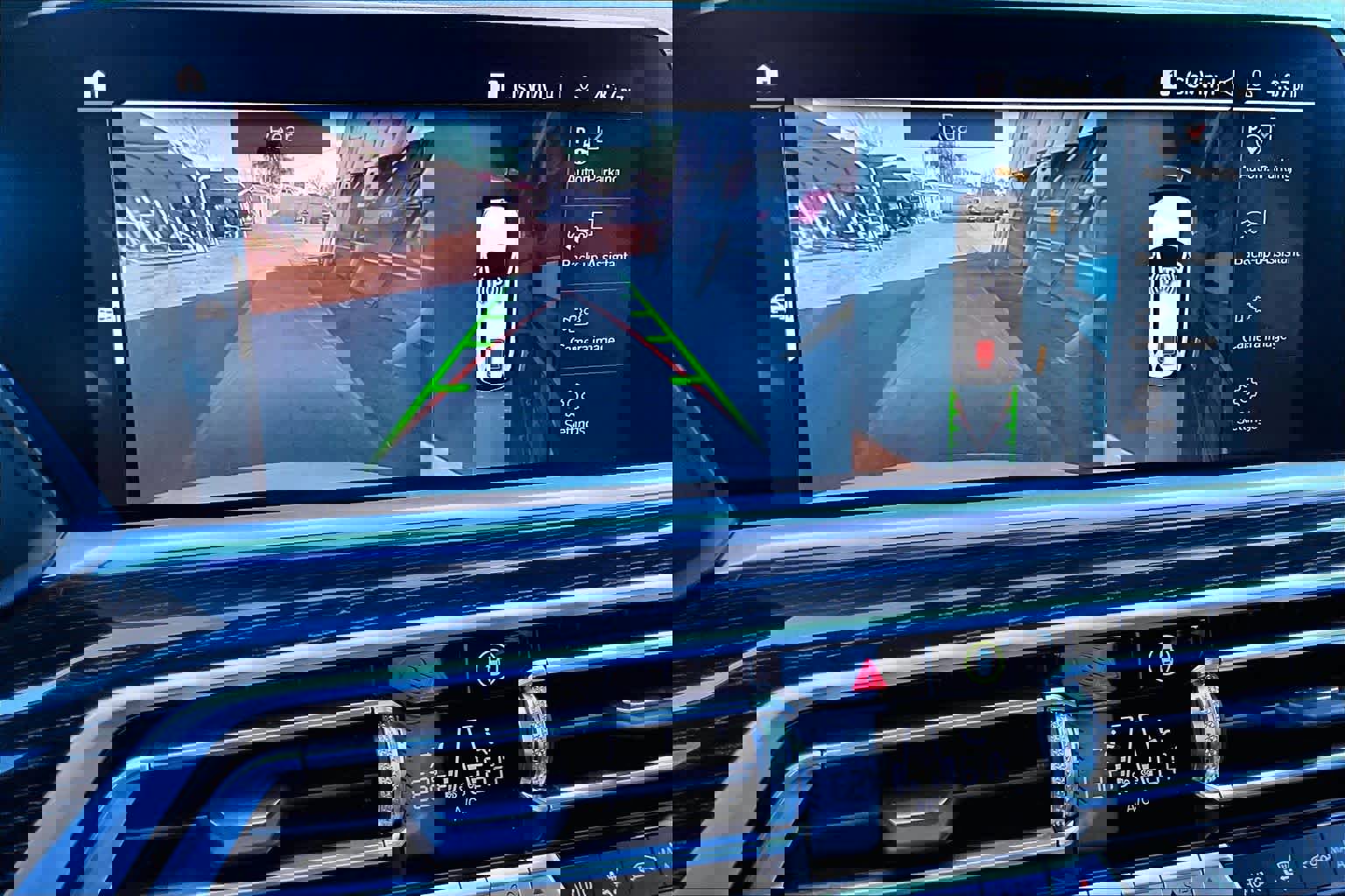 Used 2022 BMW X7 M50i image 29