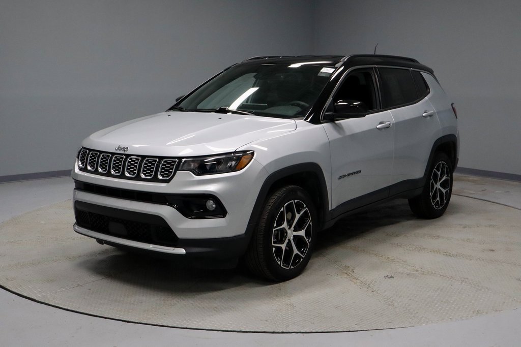 Used 2024 Jeep Compass Limited image 7
