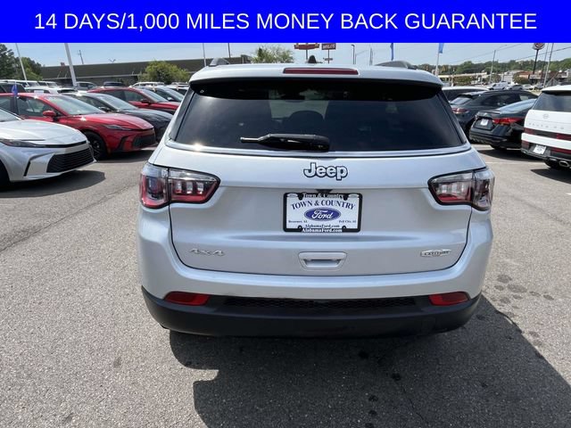Used 2024 Jeep Compass Latitude AWD/4WD image 4