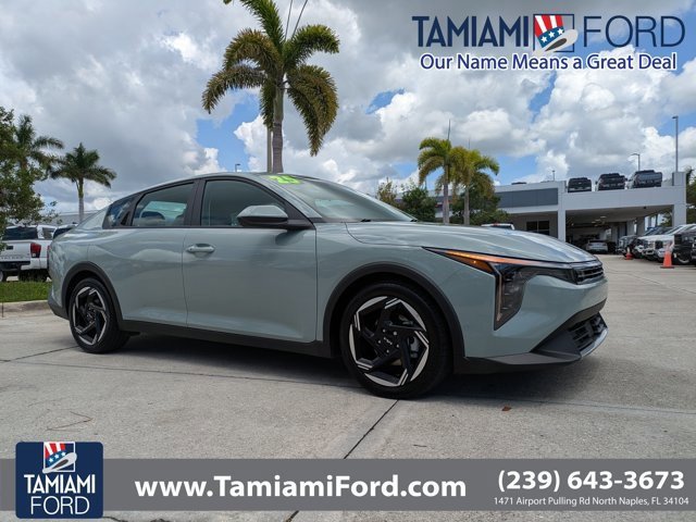 Used 2025 Kia K4 EX image 6