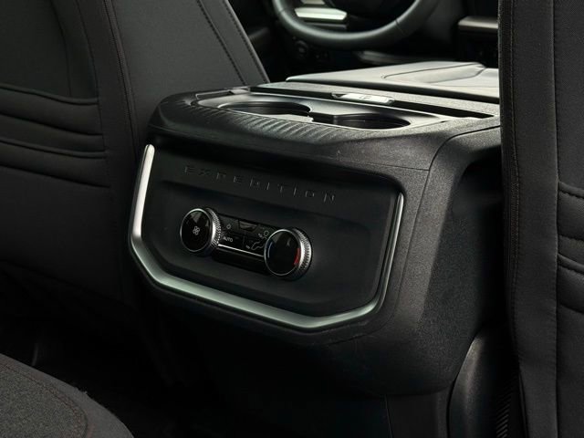 Certified 2025 Ford Expedition Active image 20