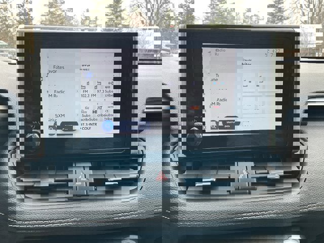 Used 2023 Toyota RAV4 XLE image 23