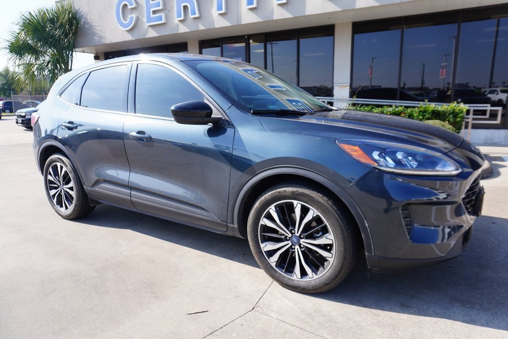 Certified 2022 Ford Escape SE w/ SE Sport Appearance Package