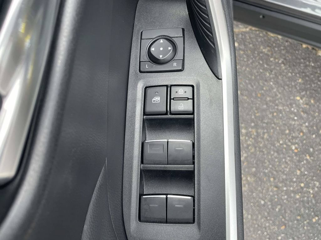 Used 2023 Toyota RAV4 XLE w/ Convenience Package FWD image 16