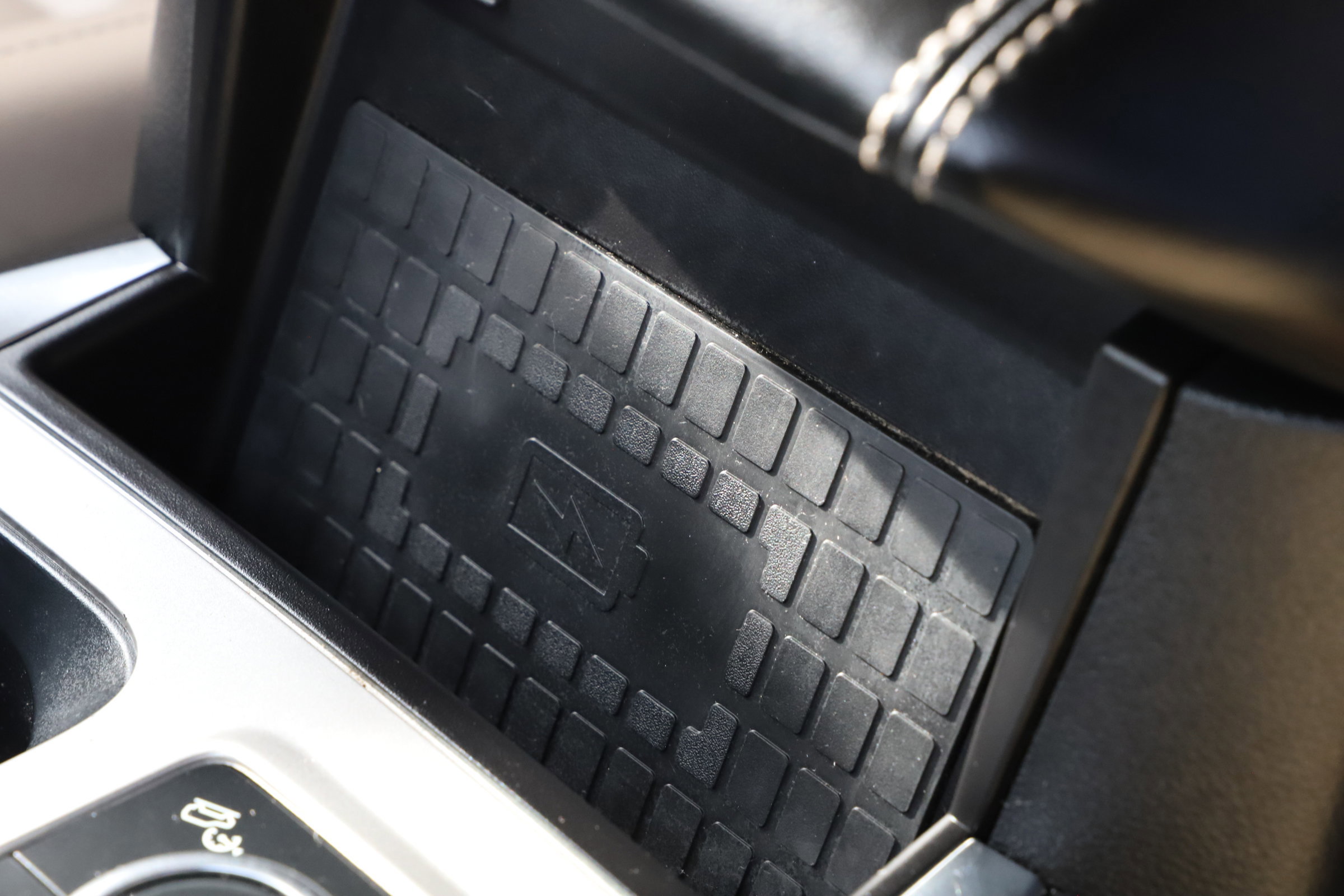 Certified 2023 Ford Explorer XLT w/ Equipment Group 202A image 29