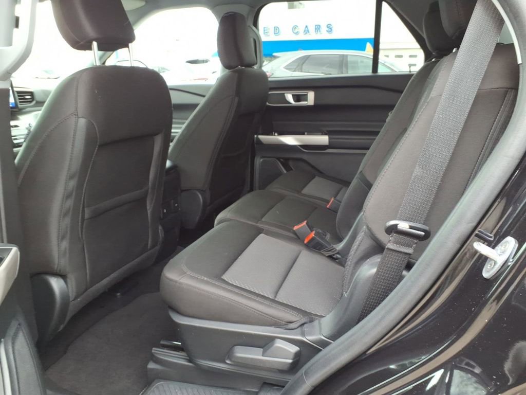 Certified 2023 Ford Explorer XLT AWD/4WD image 12