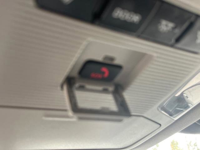 Used 2020 Toyota RAV4 XLE image 16