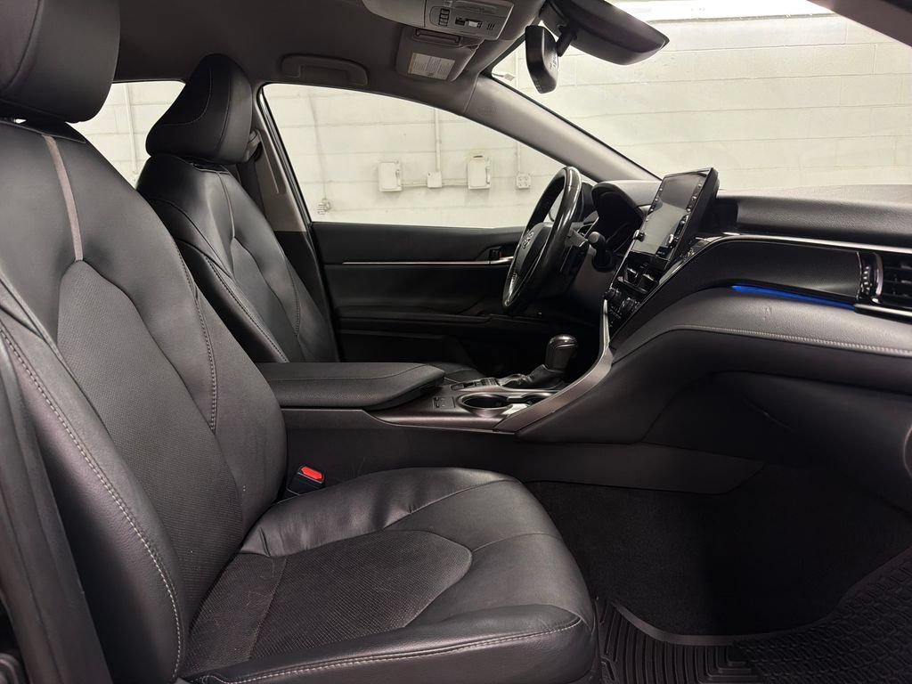 Used 2024 Toyota Camry XSE FWD image 28