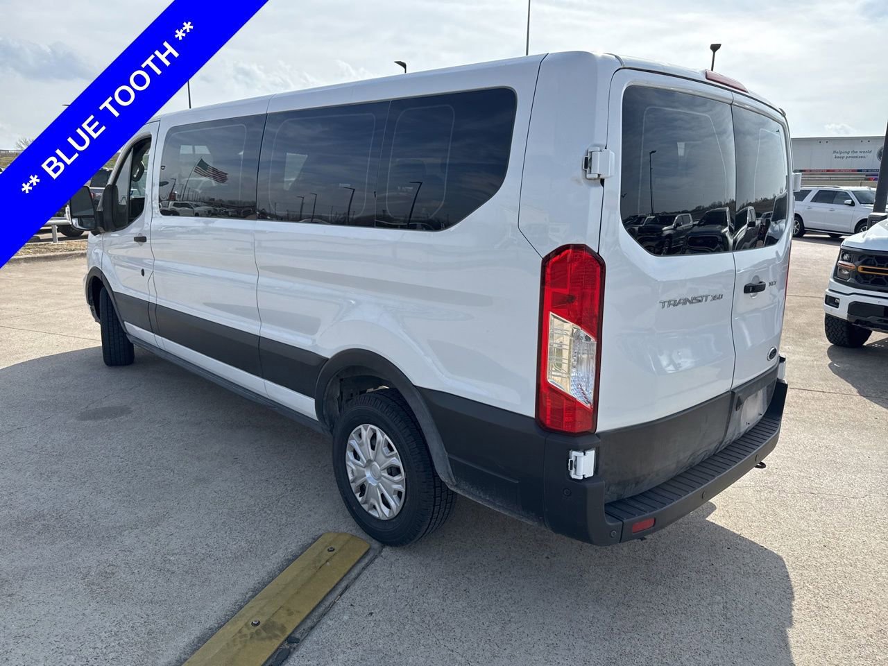 Certified 2023 Ford Transit 350 XLT image 5