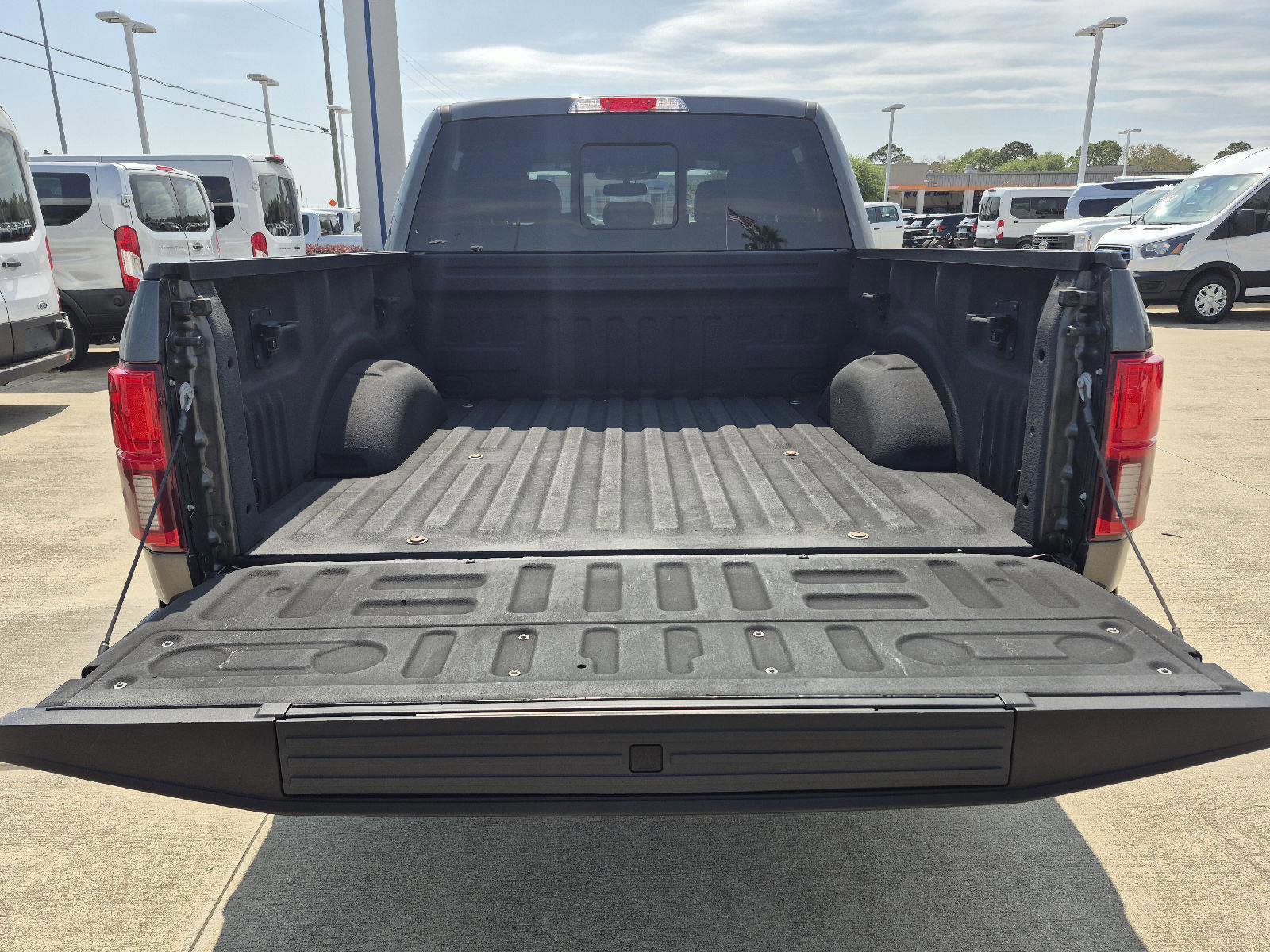 Certified 2019 Ford F150 Lariat w/ Equipment Group 502A Luxury image 8