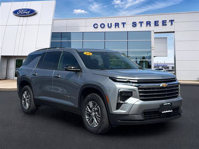 Used 2026 Chevrolet Traverse LT AWD/4WD image 3